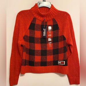 TOMMY JEANS Women’s Long-Sleeve Plaid Turtleneck Sweater Size: Medium